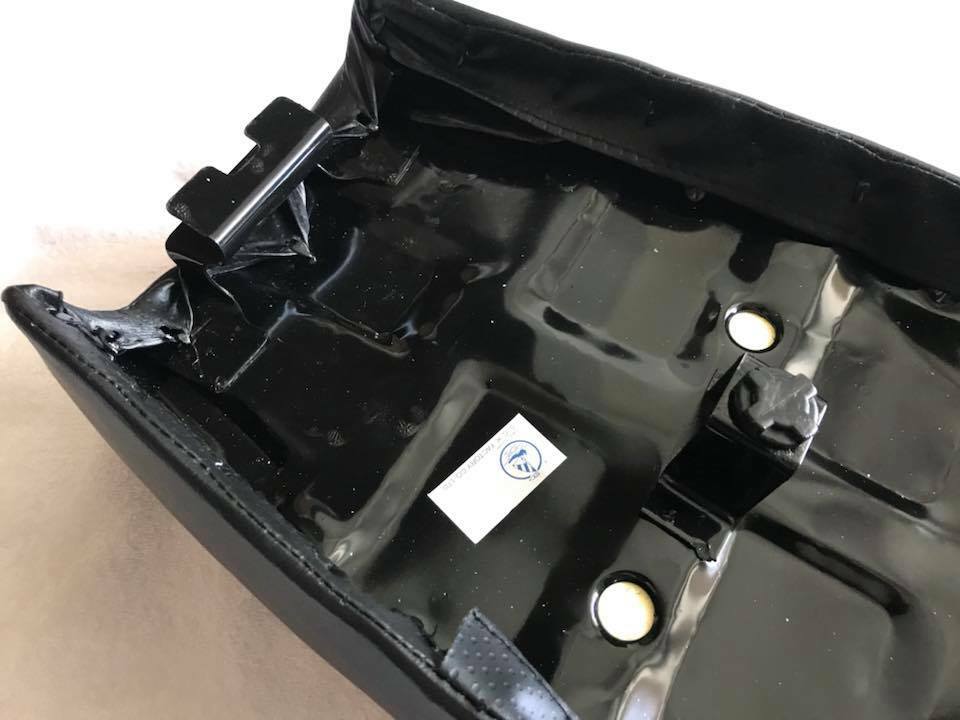 K125 タンデムシート K125（後期型・mk2/3/4） タンデム・シート（黒・ふち有り） 社外品