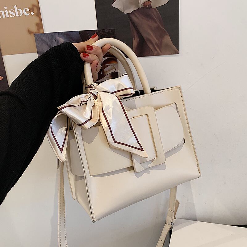 サマーレッド 夏物 メッセンジャーバッグ Tiancai_Wing_Bag57748245804