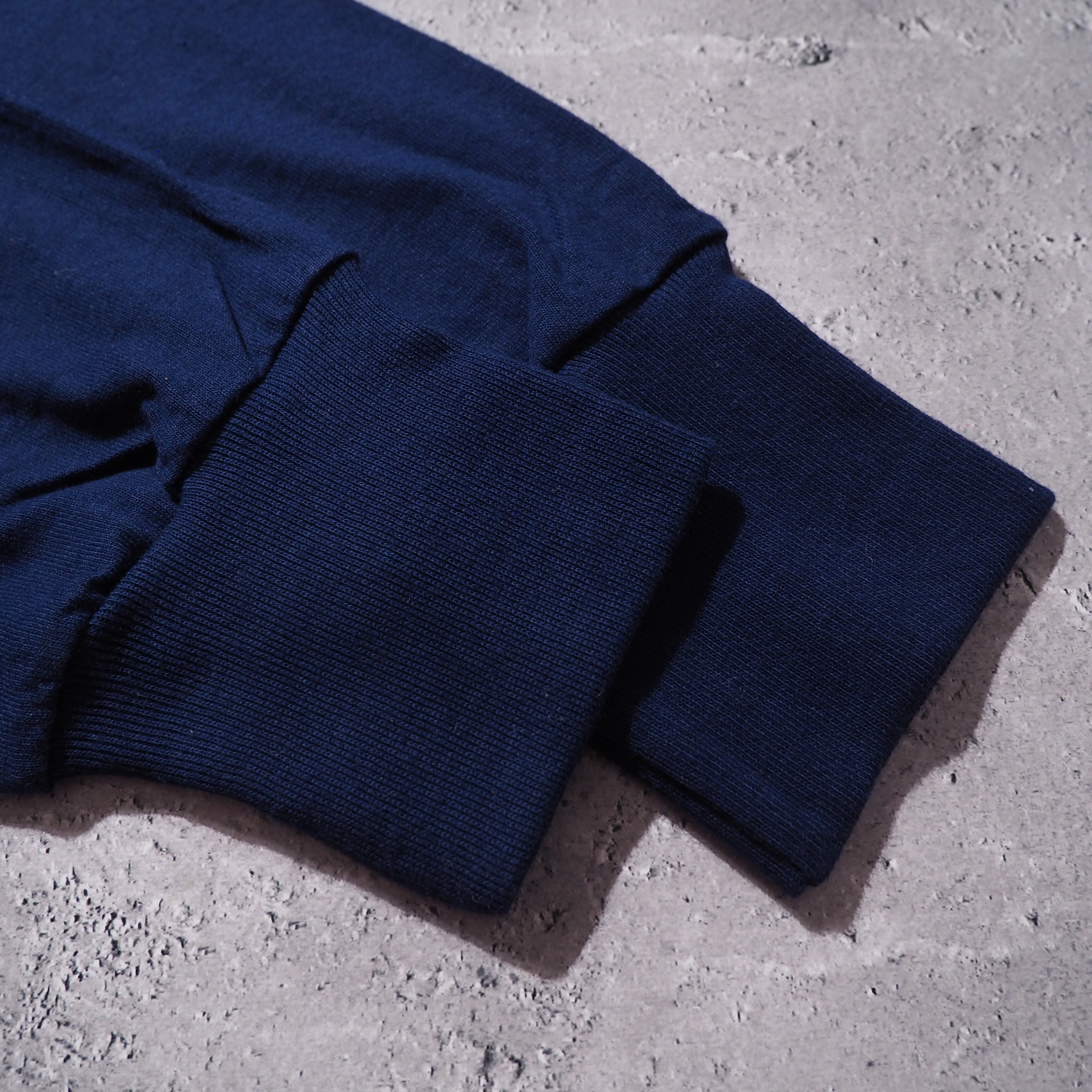 1996s ” Love fish ” printed vintage long sleeve mock neck Tee (made in Usa)