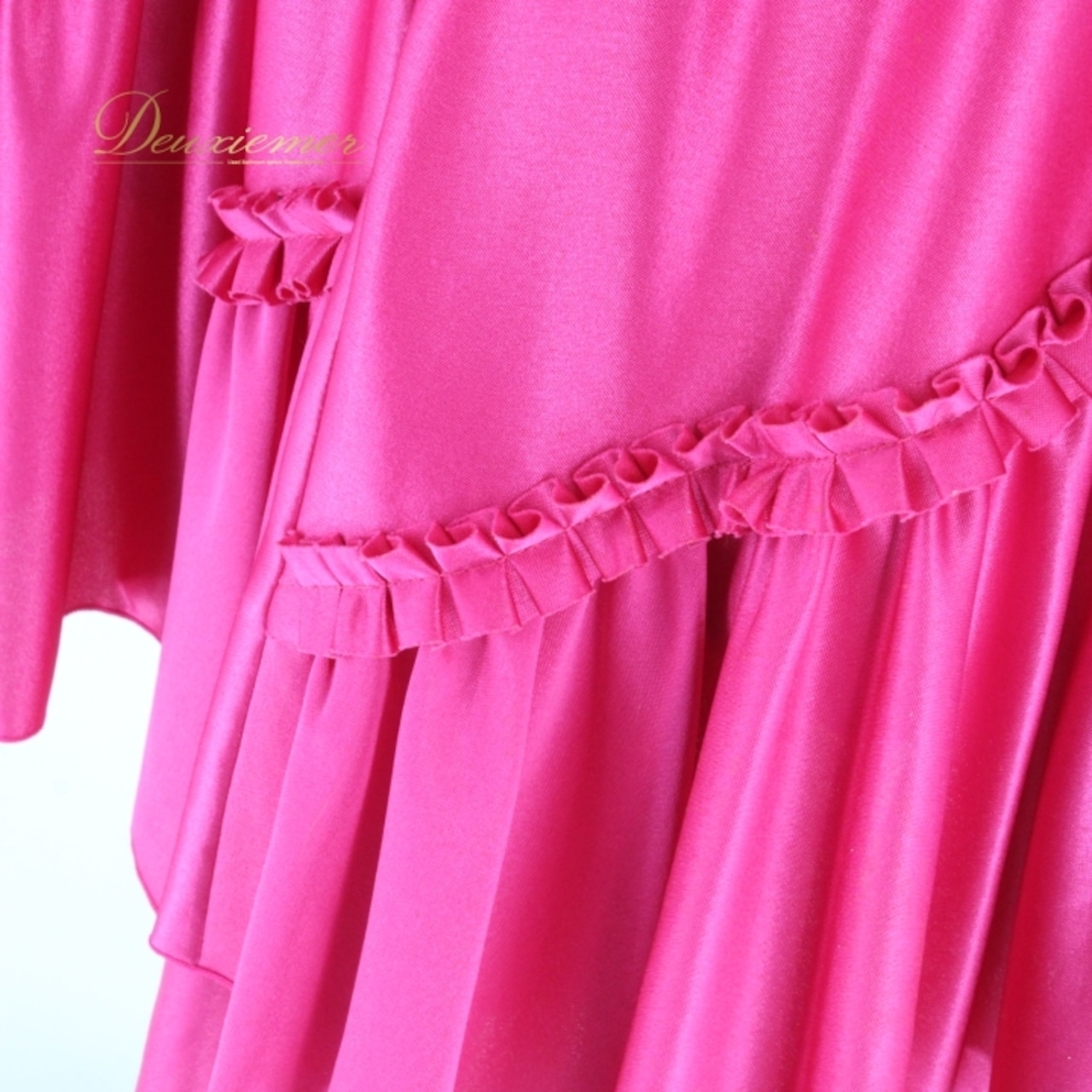 社交ダンス 衣装 スタンダード スカート レッスンウェア レディース SEKINE セキネ 無地 ピンク系 光沢感 派手 練習着 マゼンダ 上品 ダンスウェア おしゃれ スカートドレス フレアスカート 女性用スカート 練習用衣装 社交ダンス用 コスチューム シンプル デザイン 伸縮性あり 光沢素材 上質 大人の女性用 ピンクドレス カジュアルファッション レディースファッション