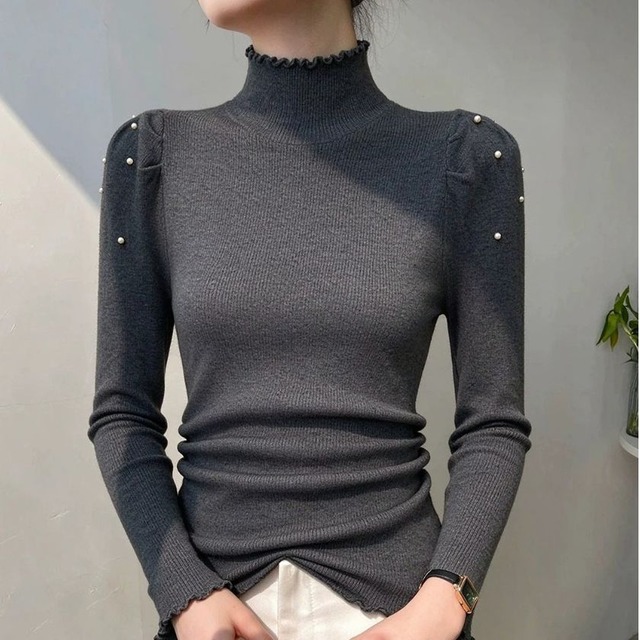 Pearl decorative mellow high-neck knit A1775