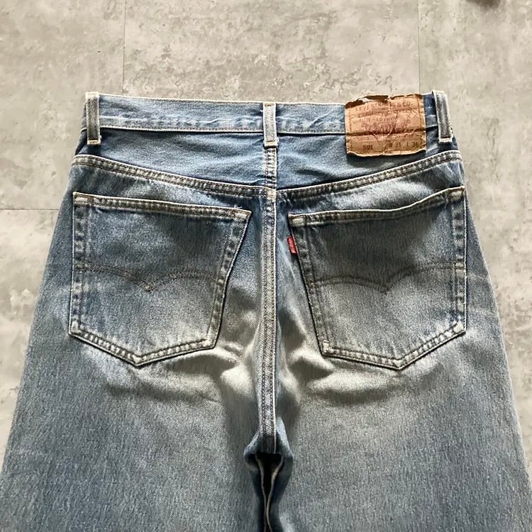 W31 L36】90's US.Levis 501 リーバイス バレンシア工場(555) ボタン裏