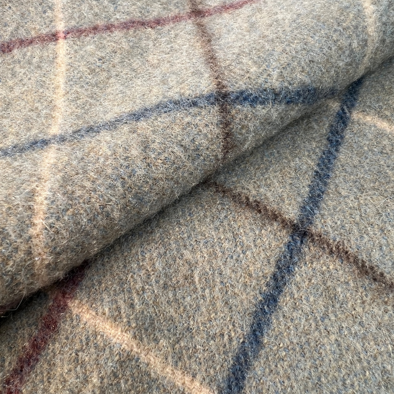 【最終処分SALE】BURBERRY バーバリーノバチェック  タグ付き カシミヤ マフラー ブラウン A-10567