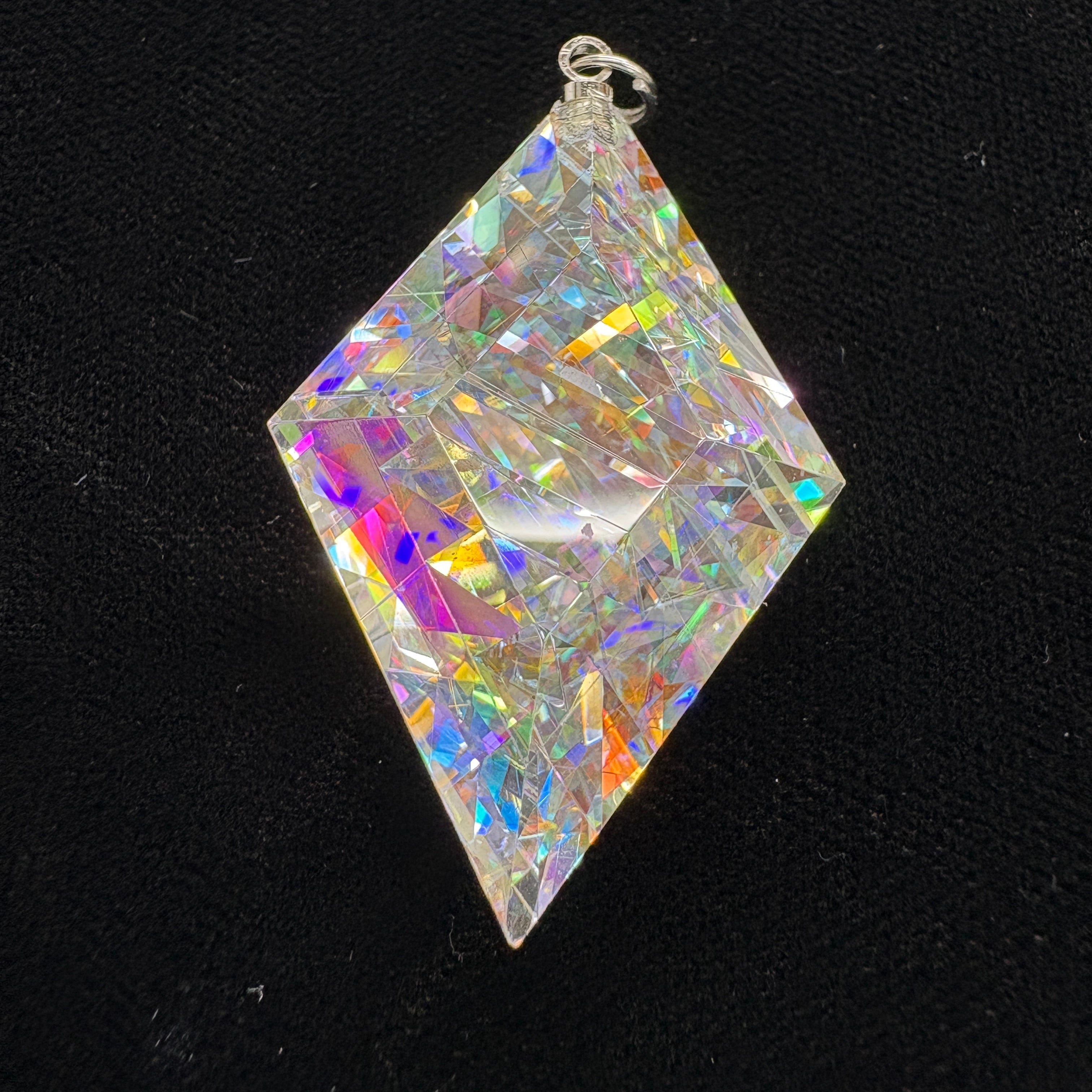ムーンボウ(ひし形)モナジー工房/ガラスペンダント/アクセサリー ムーンボウタイプ ゴールドムーン ひし形ペンダント MB-350 | ガラス