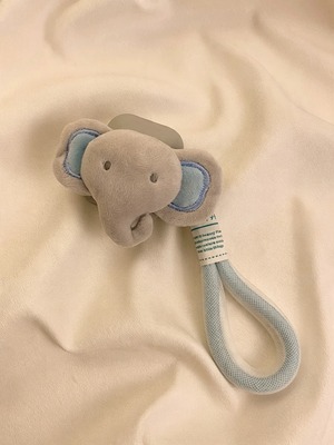 AirPods Pro3/2/1ケース AirPods4/3/2/1ケース ぞう ぬいぐるみ エアポッズカバー 起毛 もこもこ ふわふわ カラビナ付き ハンドストラップ 手提げ 動物 アニマル かわいい 韓国 プレゼント ギフト イヤホンケース