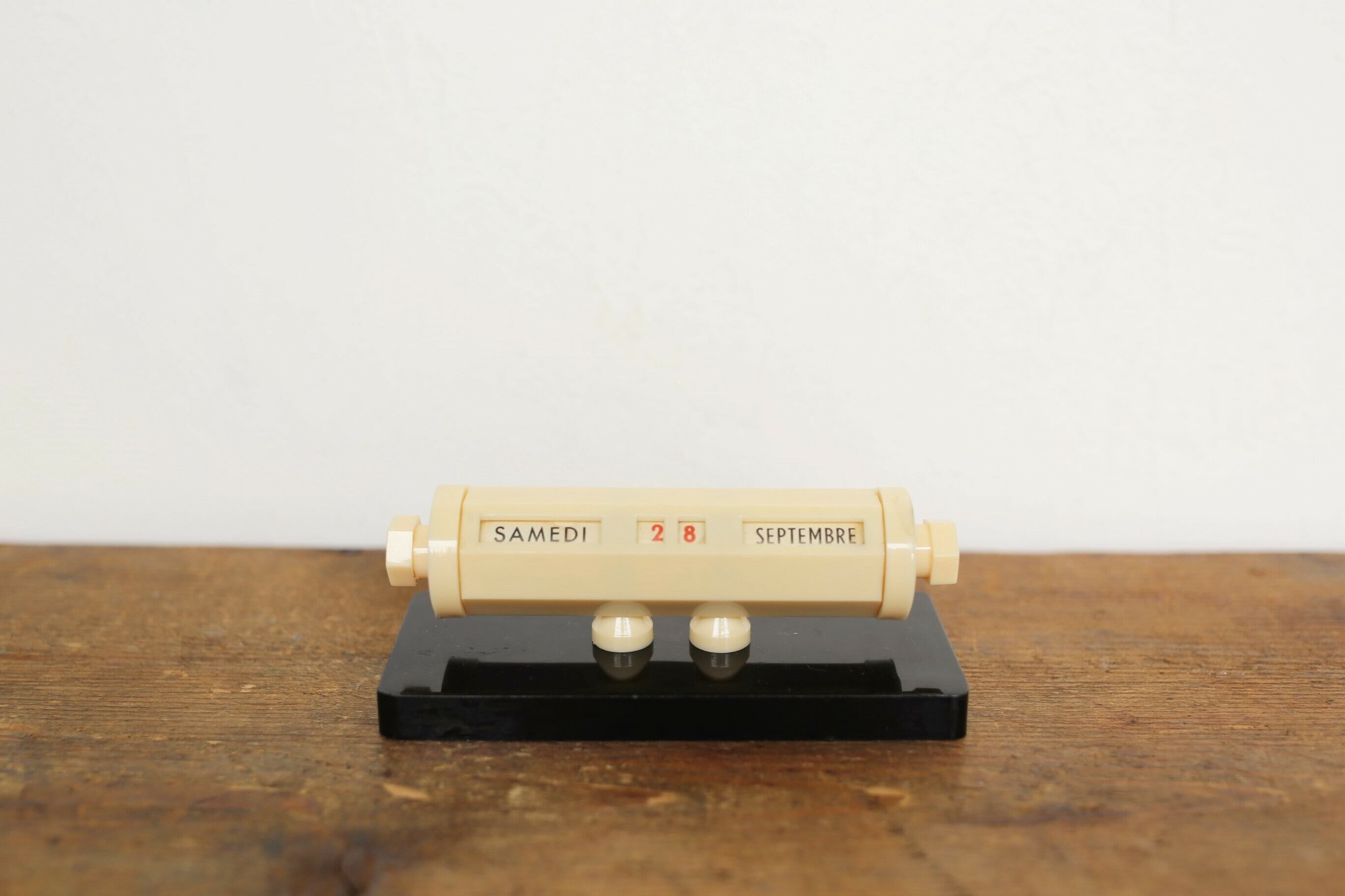 フランス アンティーク ヴィンテージ 万年卓上カレンダー MISTRAL N-01277