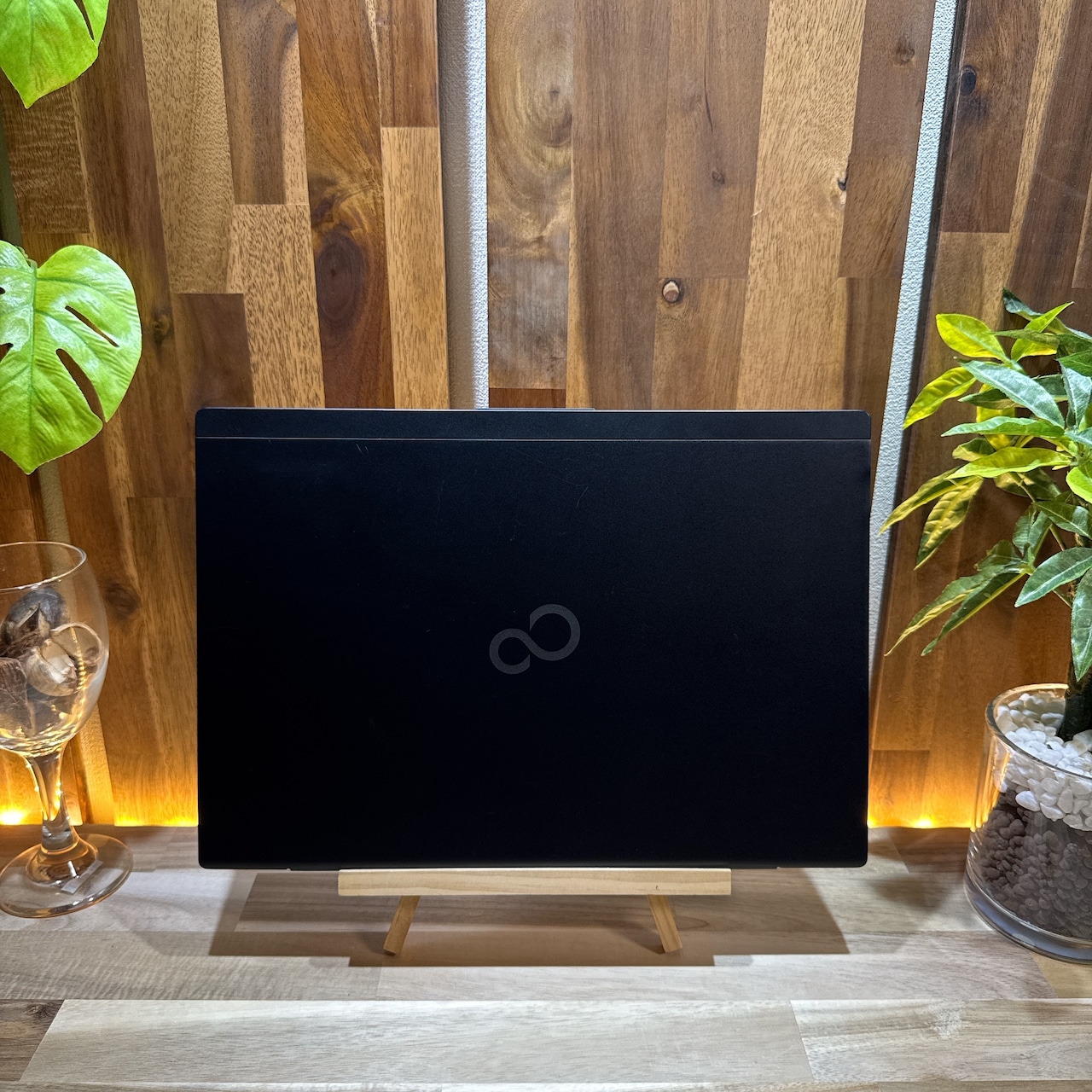 \ 公式ショップ限定価格❣️/超軽量《LTEモデル》LIFEBOOK U9310/E 第10世代 メモリ8GB SSD256GB フルHD ノートパソコン 安心サポート&3ヶ月保証付き