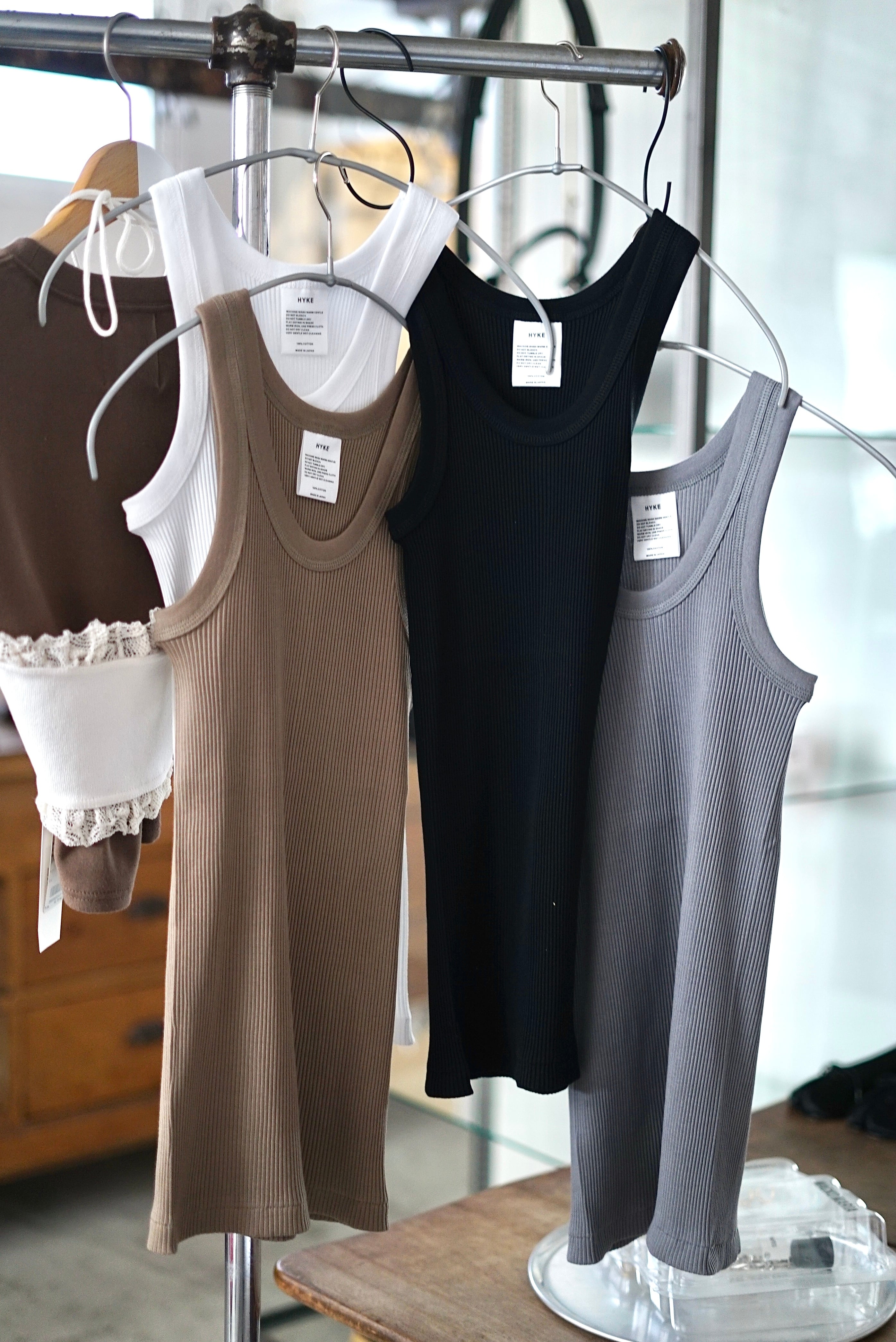 FUMIKA_UCHIDA / Grandrelle multi stripe camisole ( BROWN , BLACK