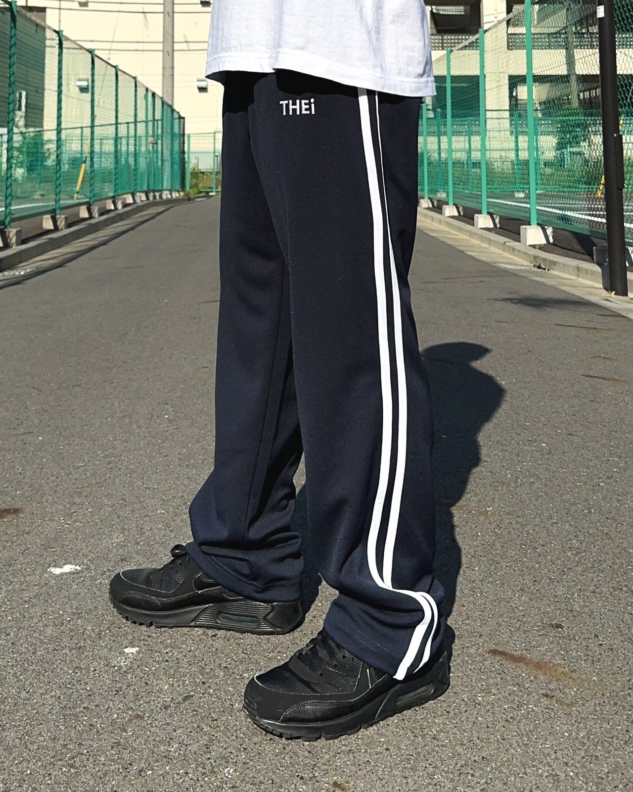 BASIC ONE POINT TRACK PANTS - NAVY / WHITE