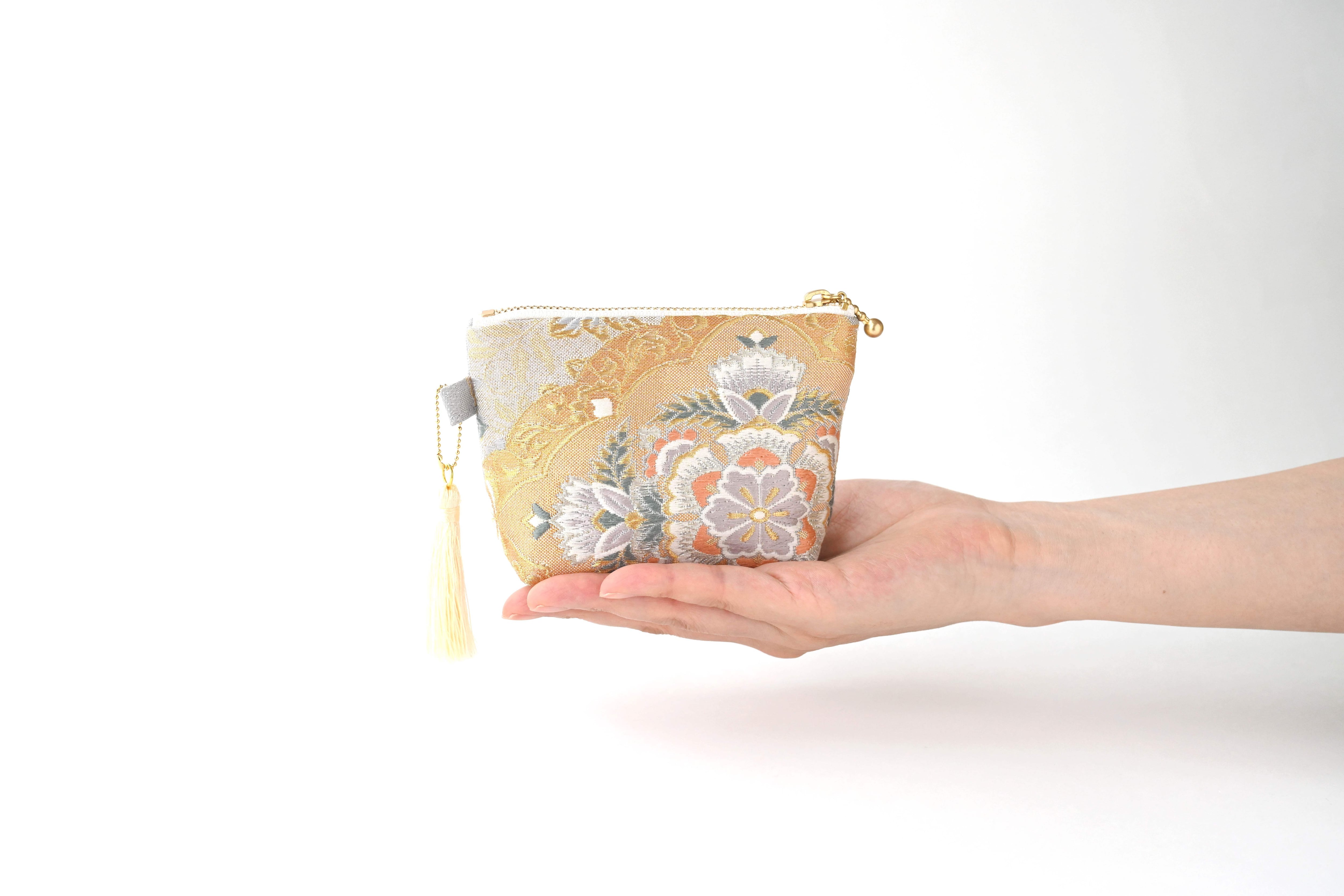 ichie ichie TOKYO 結婚式、パーティー、特別な日のためのシルク帯の