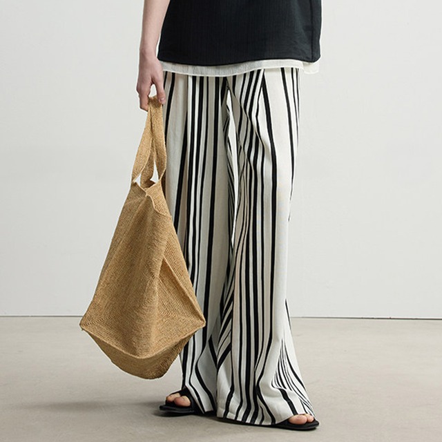 Relaxed stripe trousers A00148