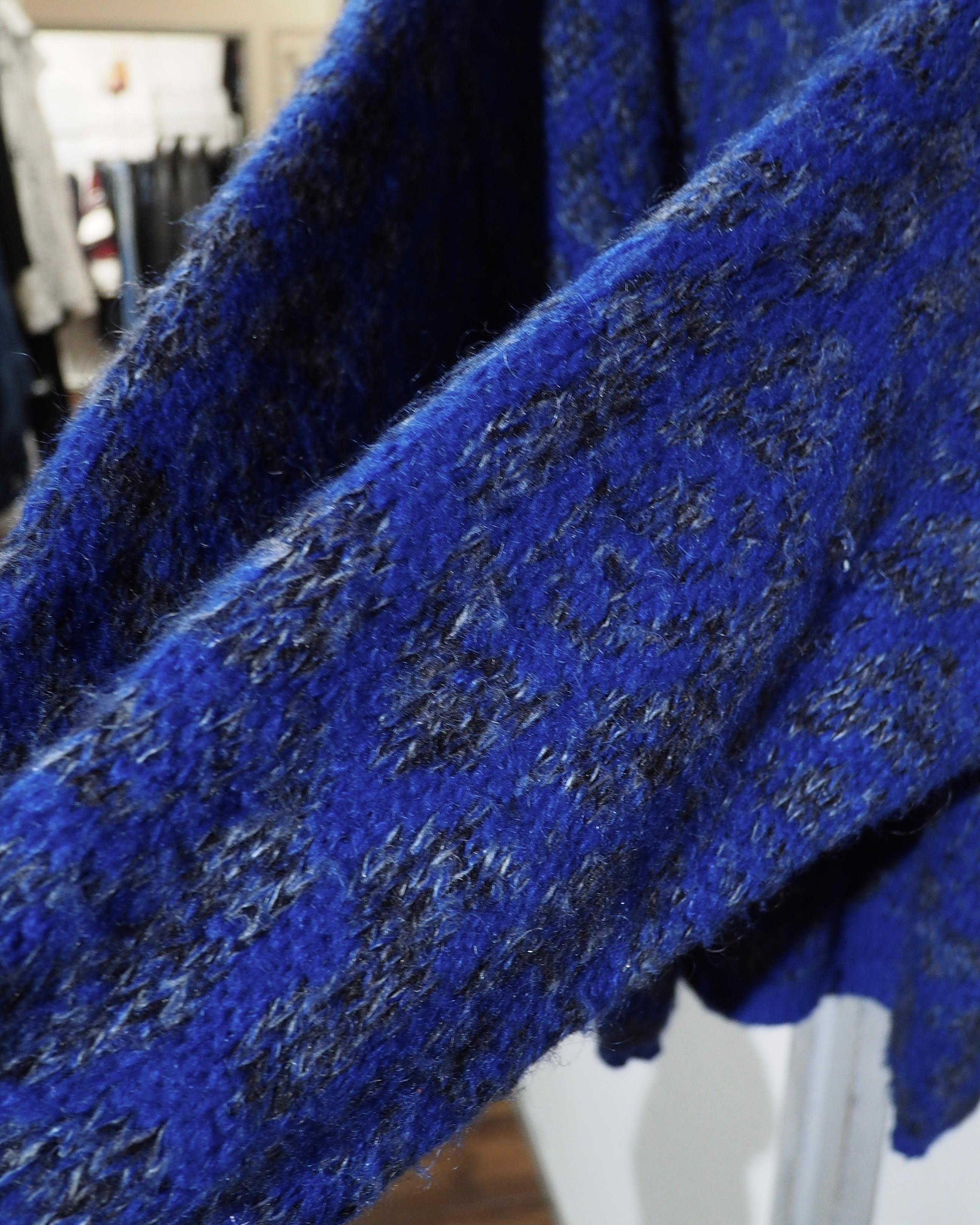 1980 - 90s ” Made in Italy - Benetton ” Beautiful Flower All Over Pattern Vintage Loose Knit