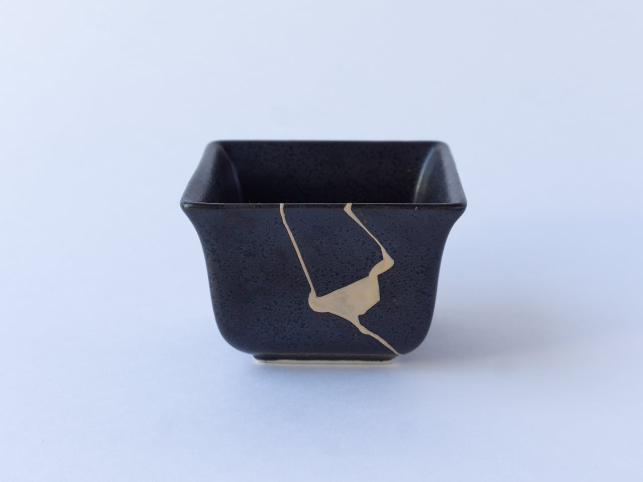 継皿 角小鉢（ベージュ継ぎ） | KISSAKO