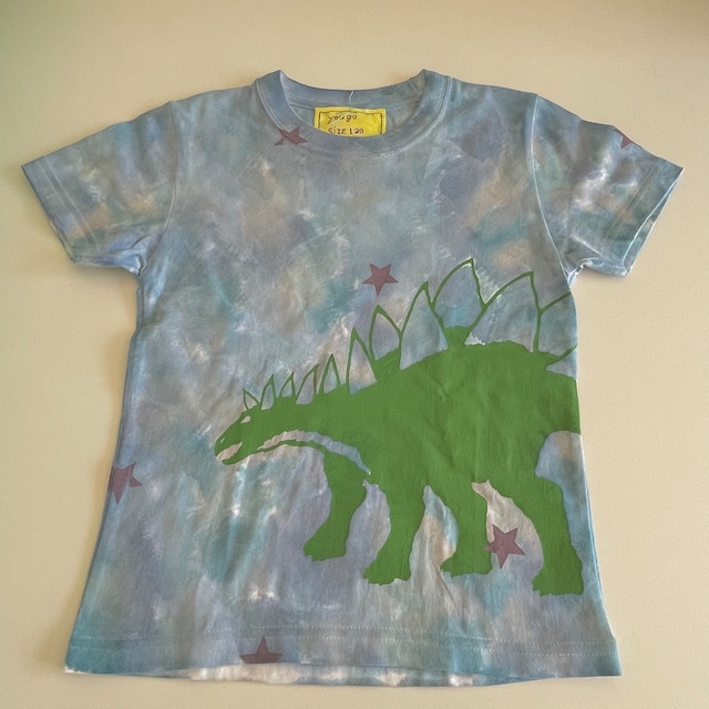 受注制作　kidsTシャツ「 ステゴサウルスと星　むら染め」110cm~140対応