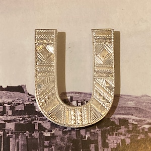 Tuareg silver brooch monogram U 4cm