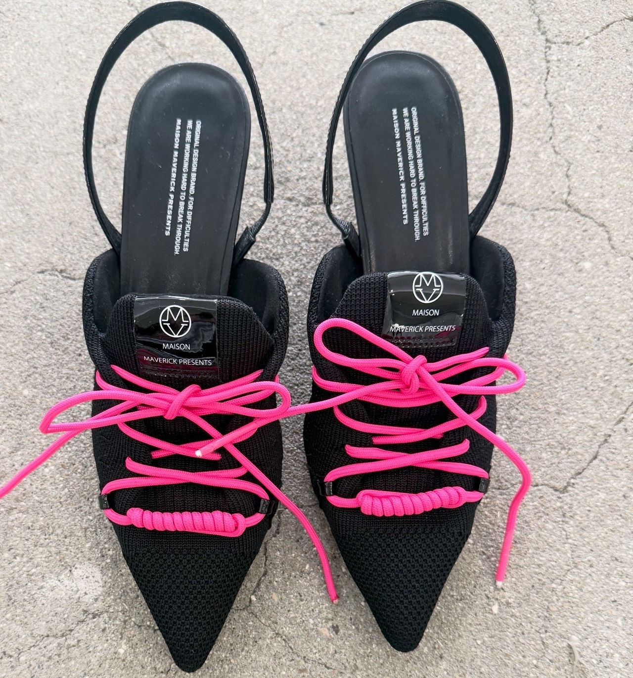 メゾンマヴェリックプレゼンツ  Knit Lace-Up Sneaker Heel