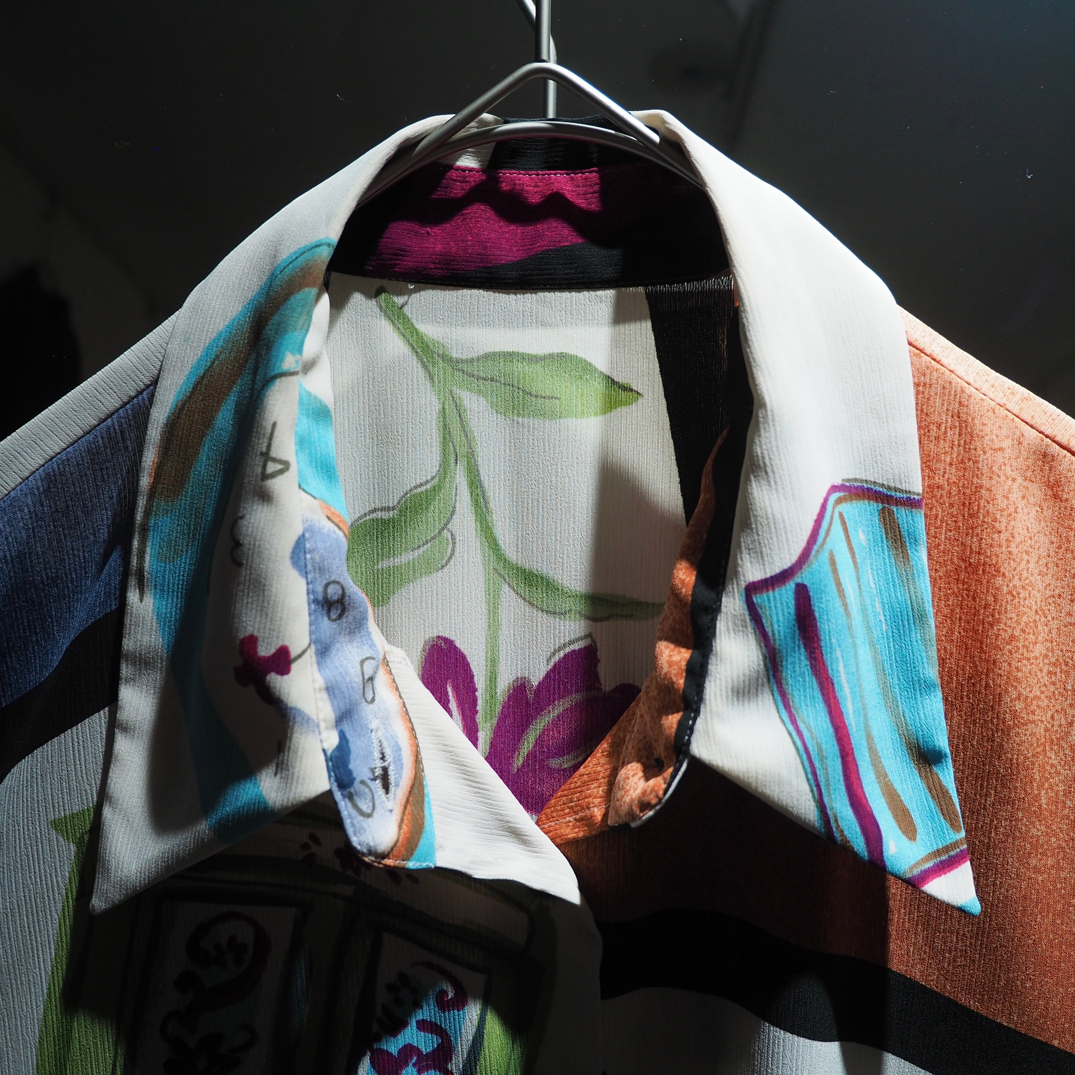 1990s Modern retro art painted vintage Drape shirt