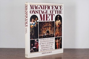 【VE054】MAGNIFICENCE ONSTAGE AT THE MET /visual book