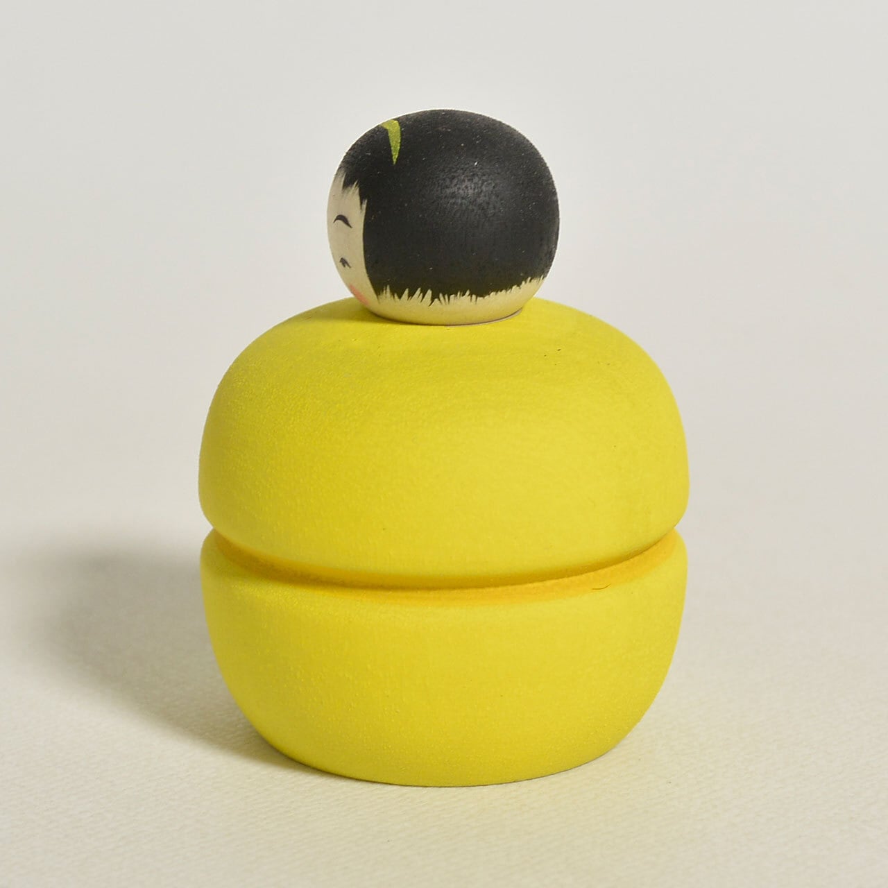 マカロンちゃんこけし 約1.5寸 約4.5cm 鈴木明 工人（作並系）#2395