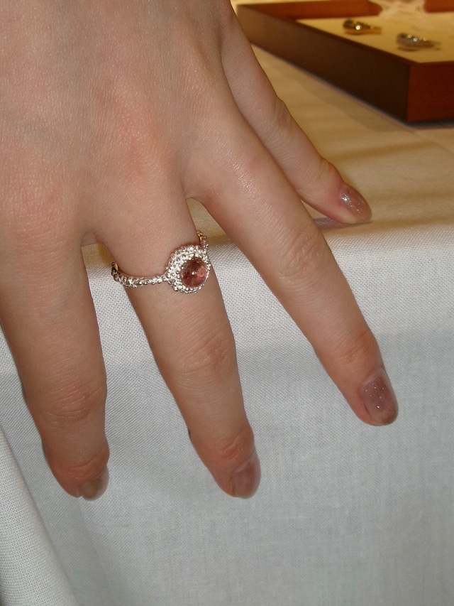 O-006M SV Strawberry Quartz