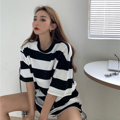 トップス ブラウス ボーダー　Tシャツ レディース ゆったり 可愛い 大人可愛い きれいめ シンプル お洒落 大人女子  20代 30代 　韓国 韓国系 コーデ ファッション カジュアル 大人 上品 学生 通学 　おしゃれ お洒落 かっこいい 大人女子 旅行 着回し 普段使い 重ね着 スタイル 楽ちん モテ