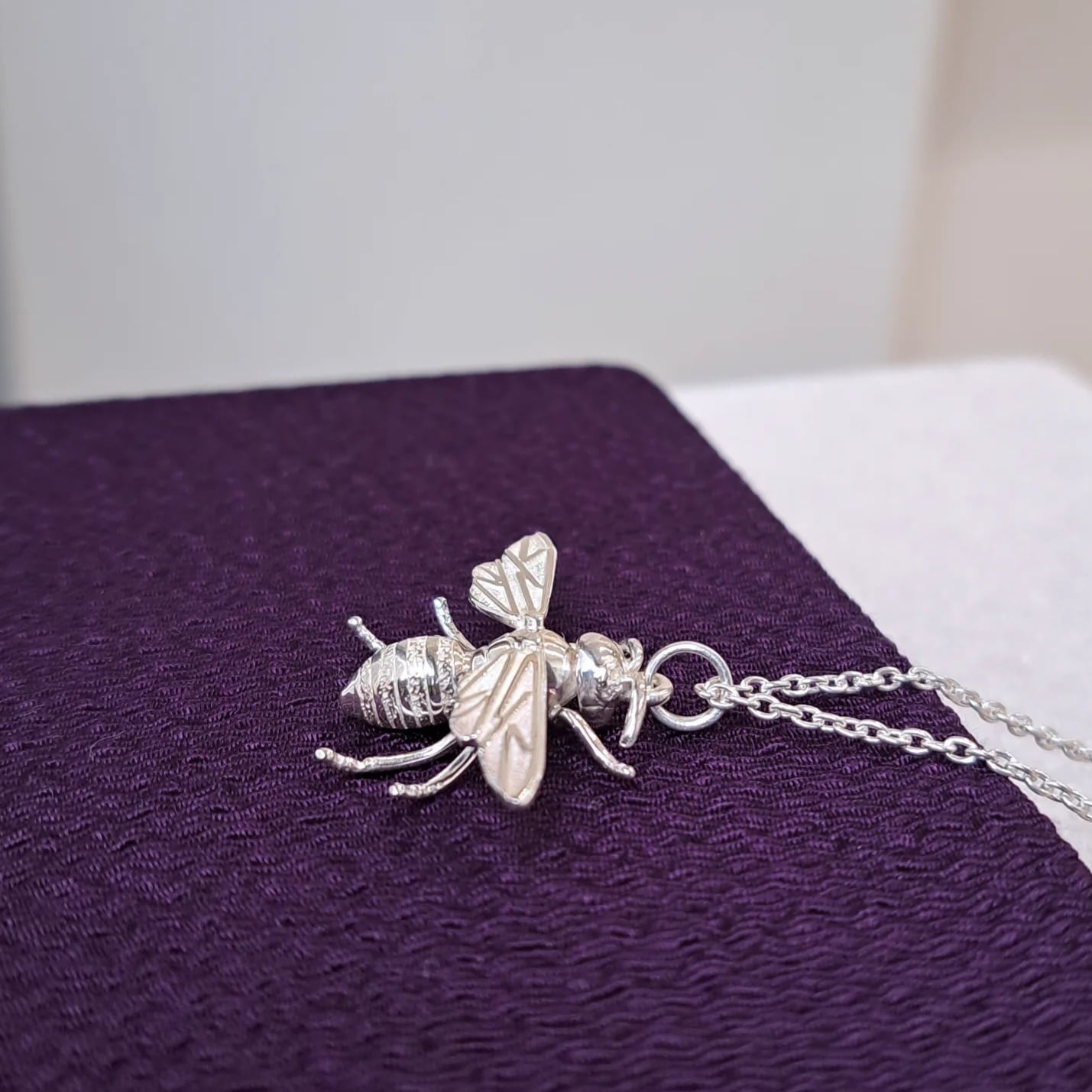 蜂 ペンダントトップ 】スズメバチ 蜂ネックレス 蜂アクセサリー ハチ