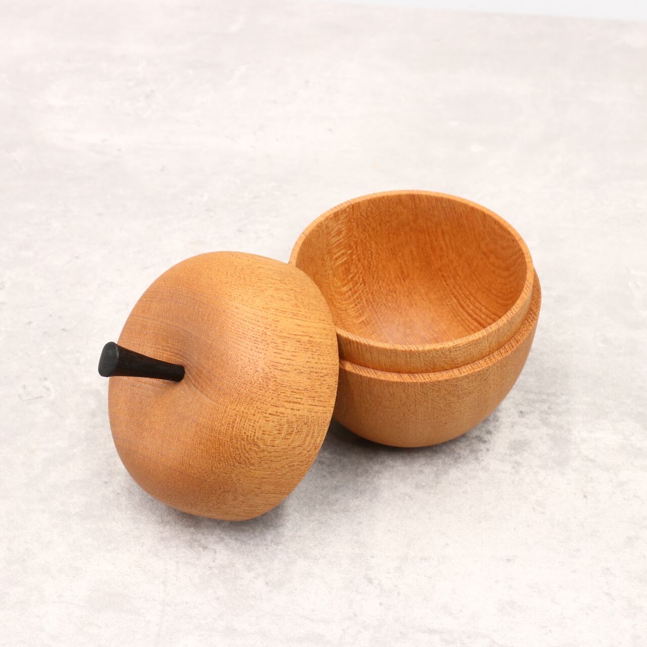 りんご形ボックス（ケヤキ） | 4631 woodturning