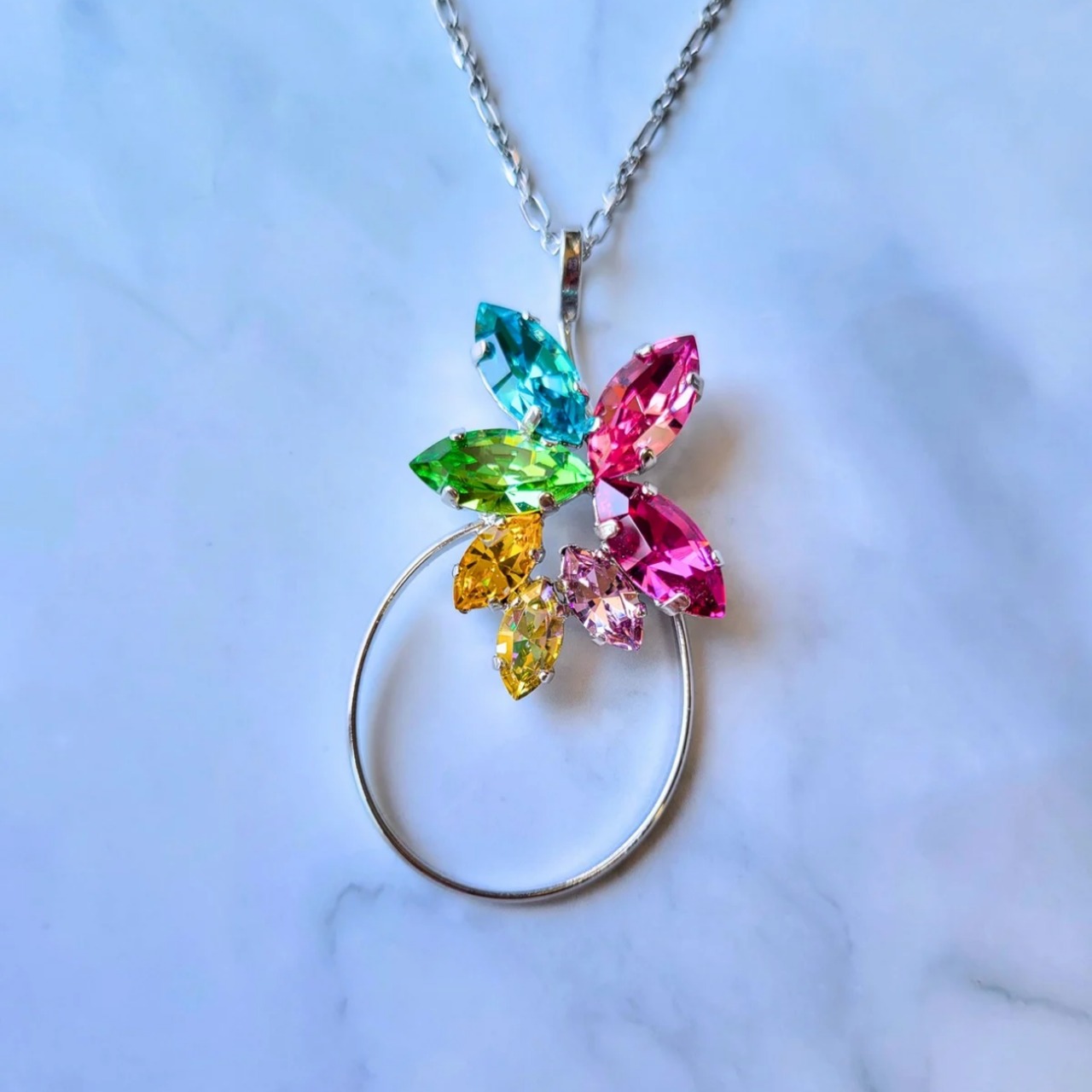 EVE *rio*  -pendente-