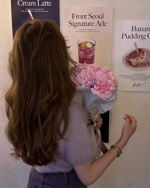 bouquet       （pink carnations）