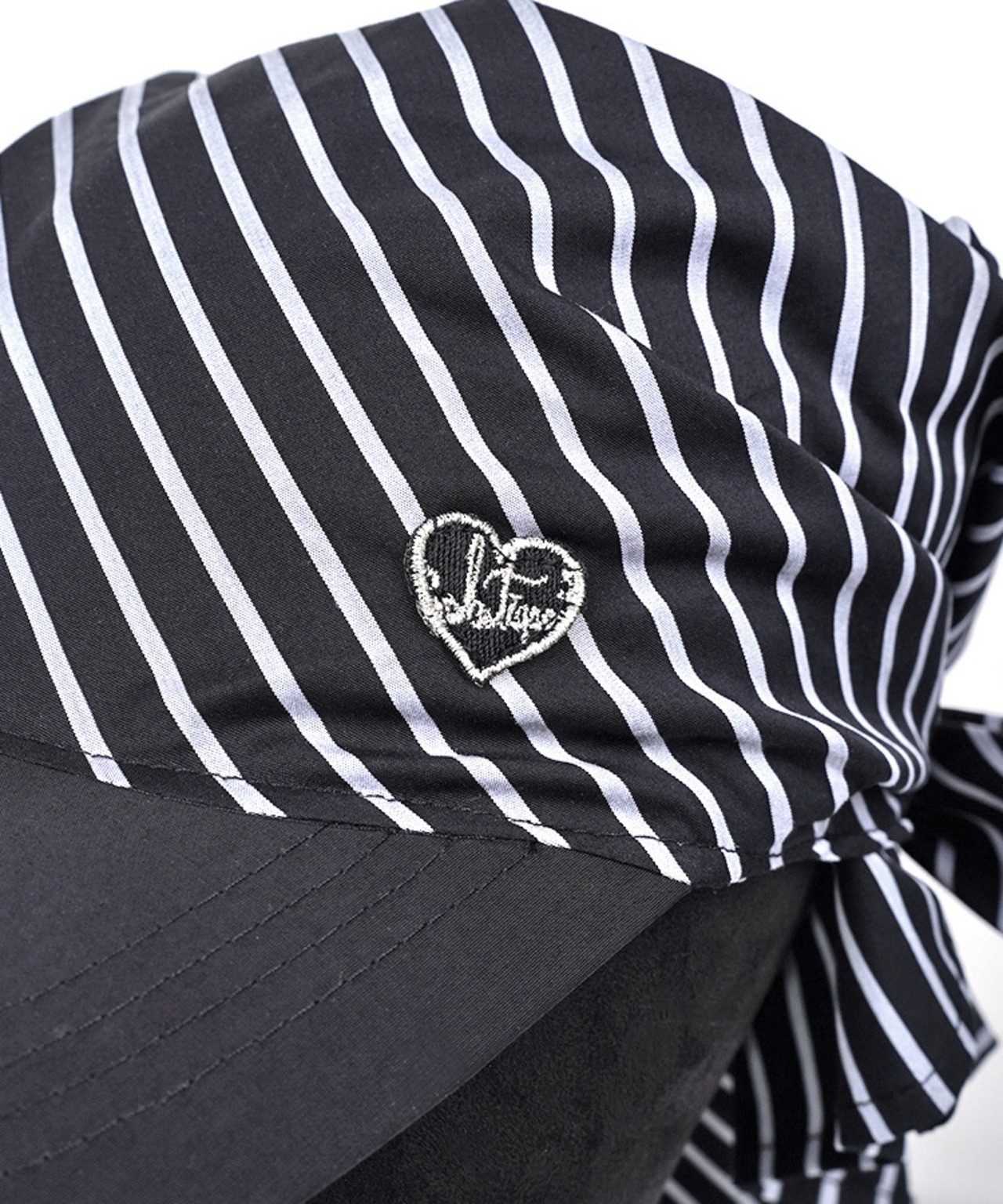 ハートロゴストライプスカーフCAP　CQ-48509