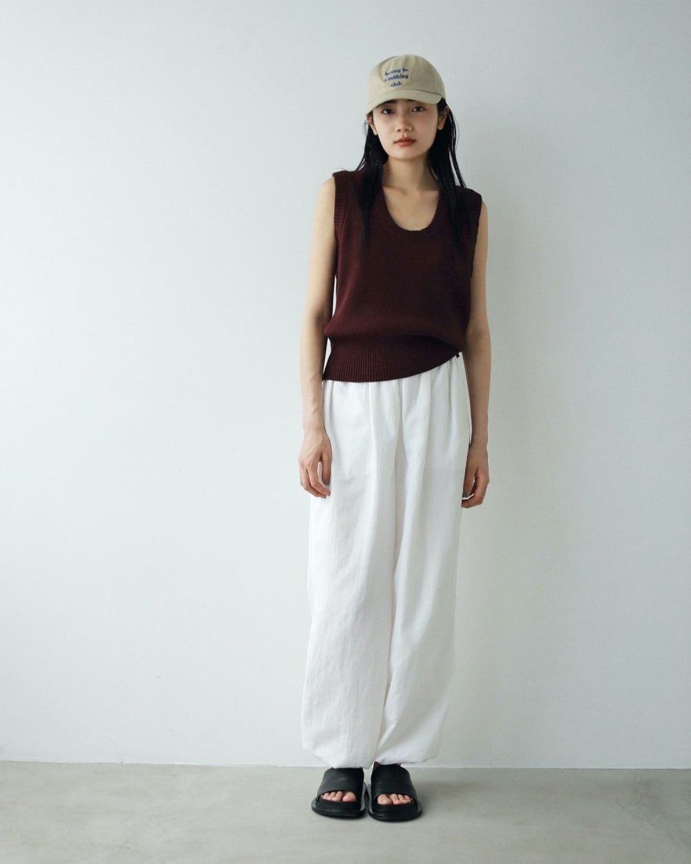 Round Knit Vest ラウンドニットベスト　[anuke］ anuke（アンヌーク） ニット セーター Round Knit Vest レディース