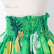 フラダンス 衣装 パウスカート グリーン系 フラ&タヒチ 日本製 ハイビスカス柄 Hula&Tahiti ハワイアンプリント アロハ フラ ダンス レッスン 練習 シングル スカート フレア 軽やか 華やか 鮮やか かわいい おしゃれ ホワイト系 オレンジ系 イエロー系 フラダンス衣装 ハワイ カジュアル ダンスウエア かわいいスカート リゾートスタイル