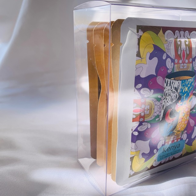 【クリアボックス・ギフト仕様】心を整えるコーヒーギフト ドリップバッグ4個入り＋ポストカード1枚付き 〜 誰かの評価から、解放される一杯 〜