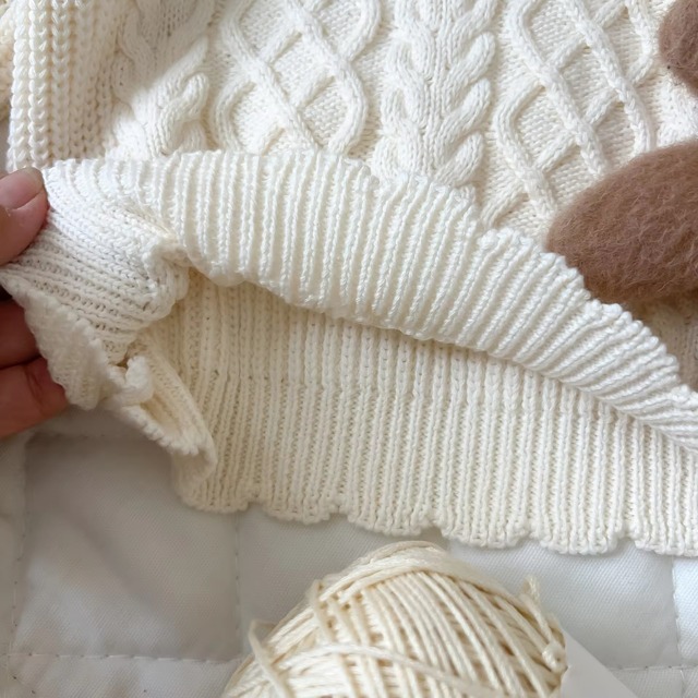 【取寄】くしゅっとが可愛いスカラップケーブルニットトップス