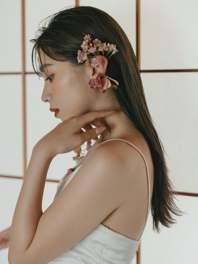 【9/2〜発送予約分】flower ear cuff