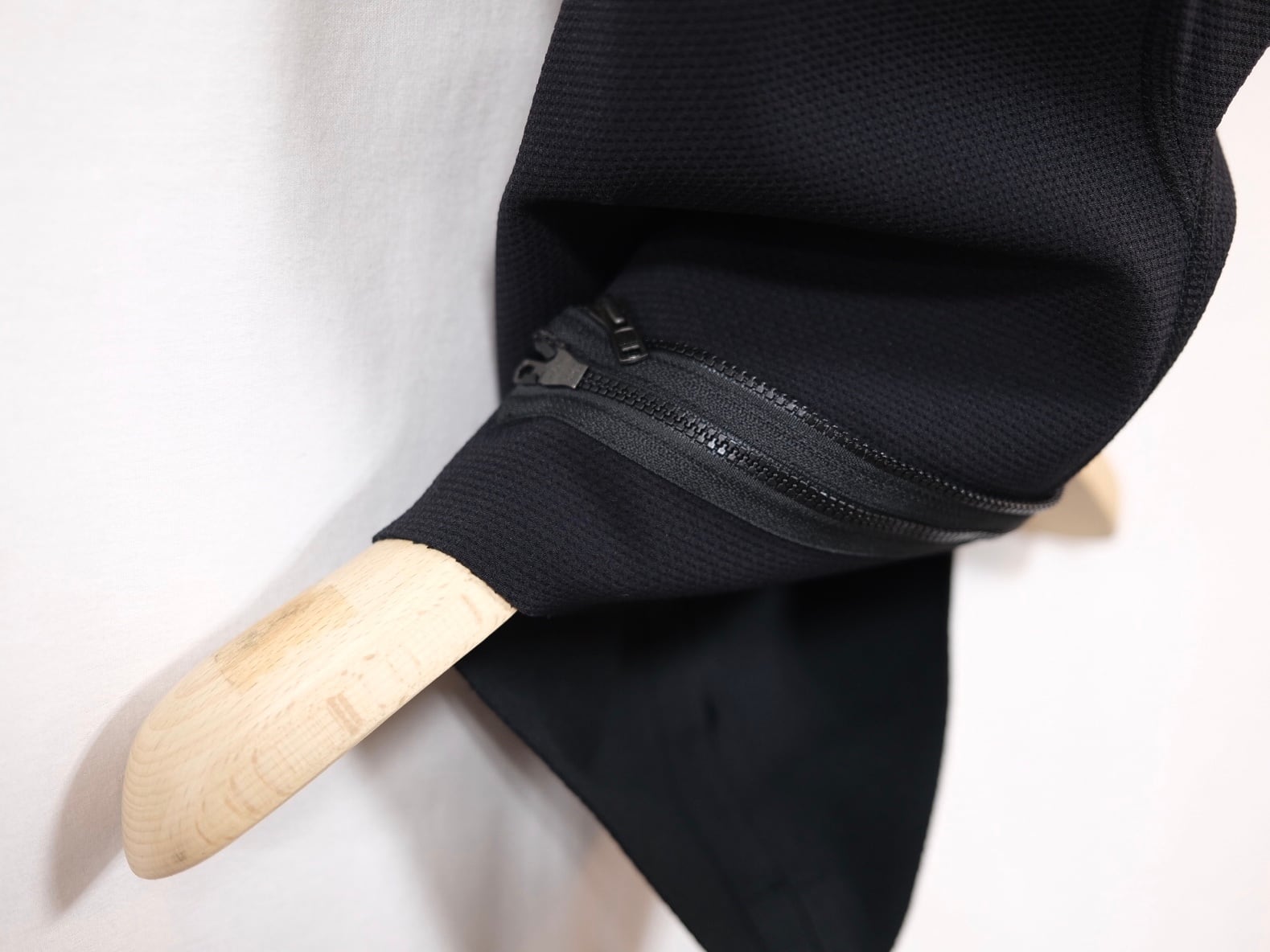 ACRONYM”NG4-SS/MODULAR ZIPPERED SCHOELLER 3X DRY WB-400 NECK ACRONYM”NG4-SS/MODULAR ZIPPERED SCHOELLER 3X DRY WB-400 NECK