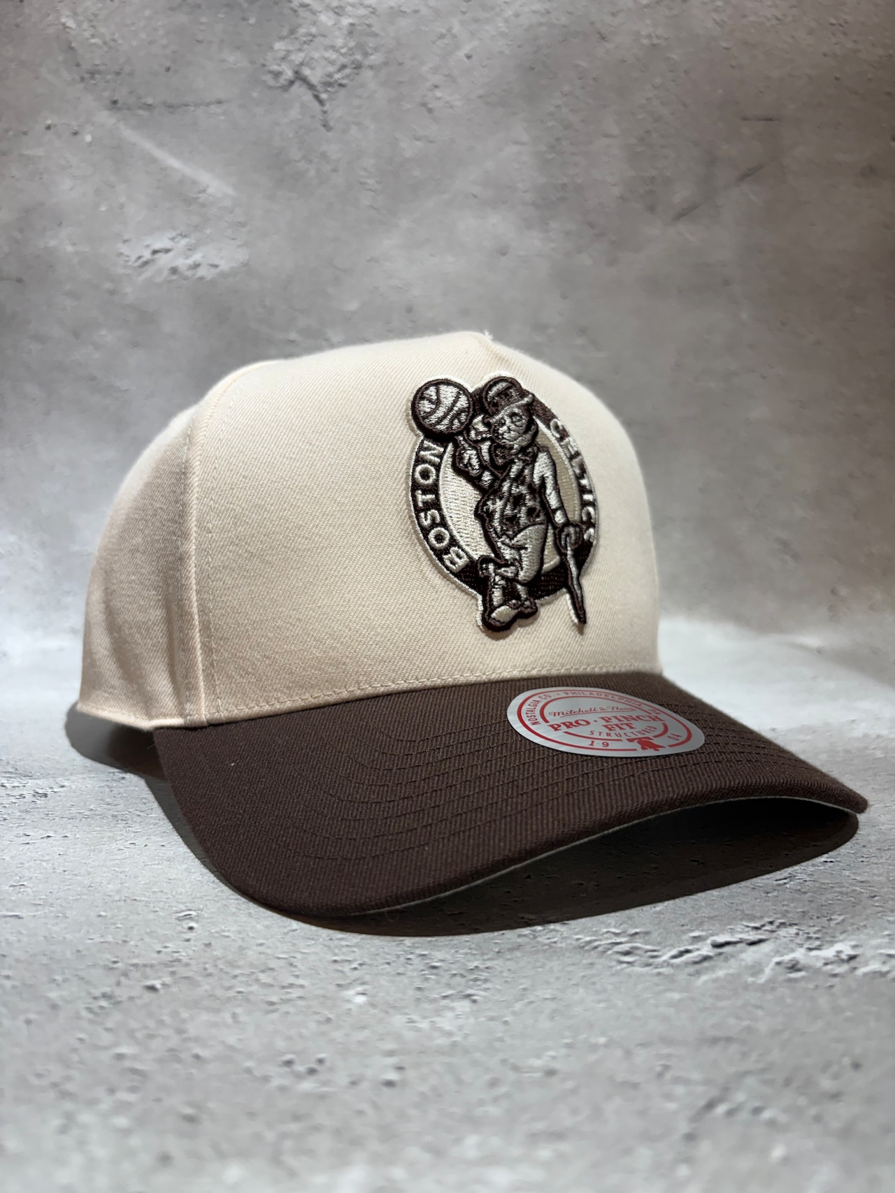 Mitchell&Ness/ミッチェルアンドネス NBA ボストン・セルティックスキャップ クリーム