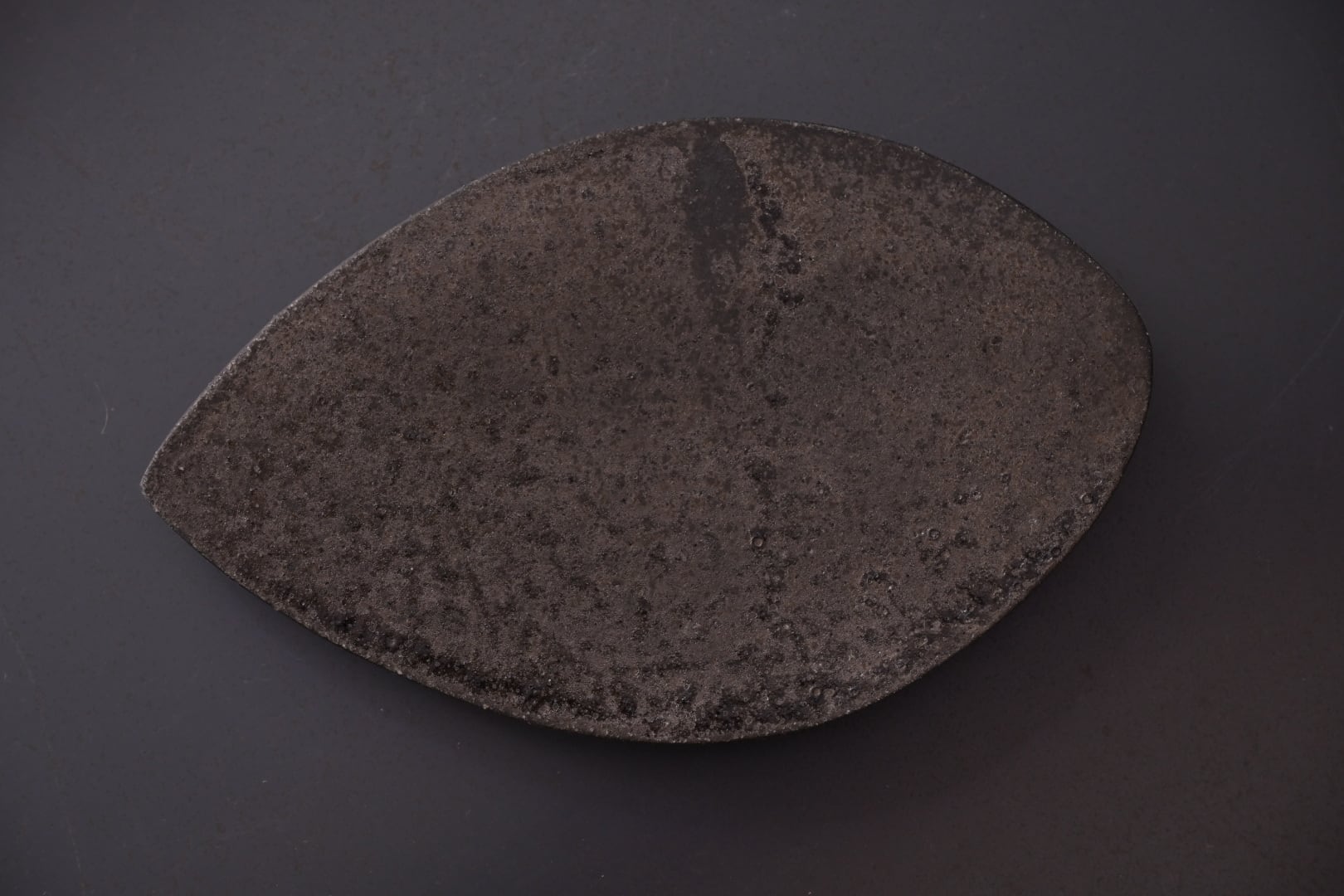 山崎さおり 菓子皿黒(大)