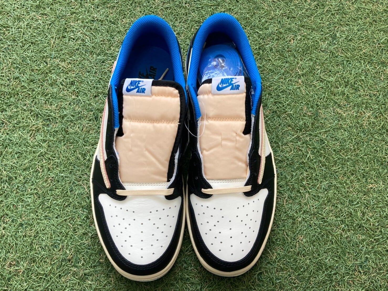 NIKE × TRAVIS SCOTT × FRAGMENT AIR JORDAN 1 LOW OG DM7866-140 27.5 