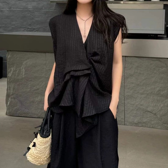 PLEATED IRREGULAR STRIPE SLEEVELESS SHIRT M-16887