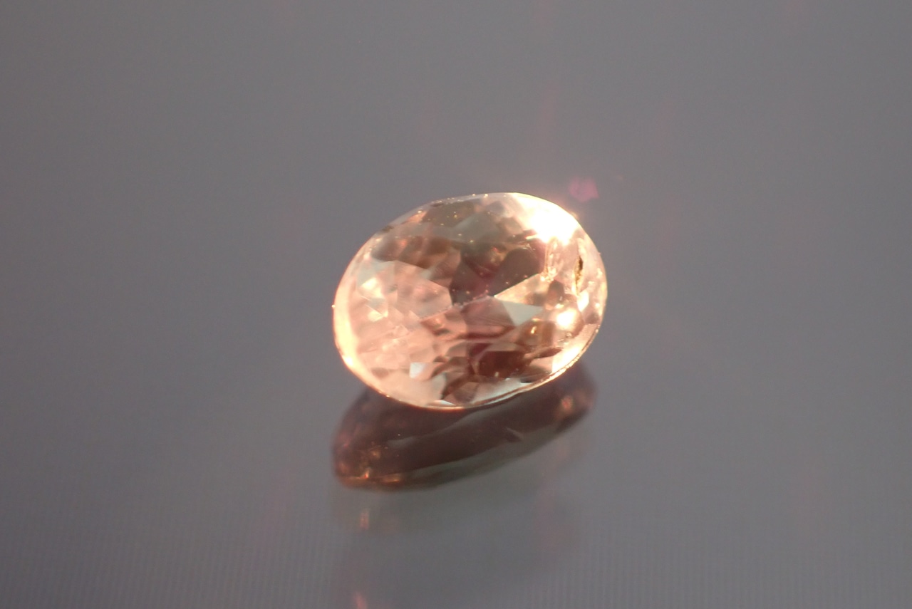 アレキサンドライト(簡易ソーティング付)　0.152ct　[D9-136]