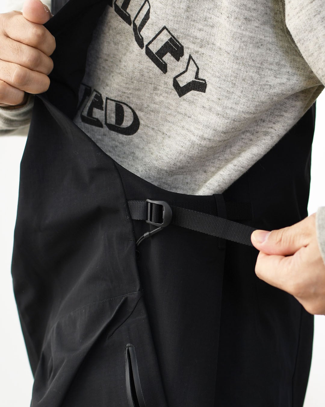 CMF OUTDOOR GARMENT [コムフィアウトドアガーメント] WHITE OUT WADER