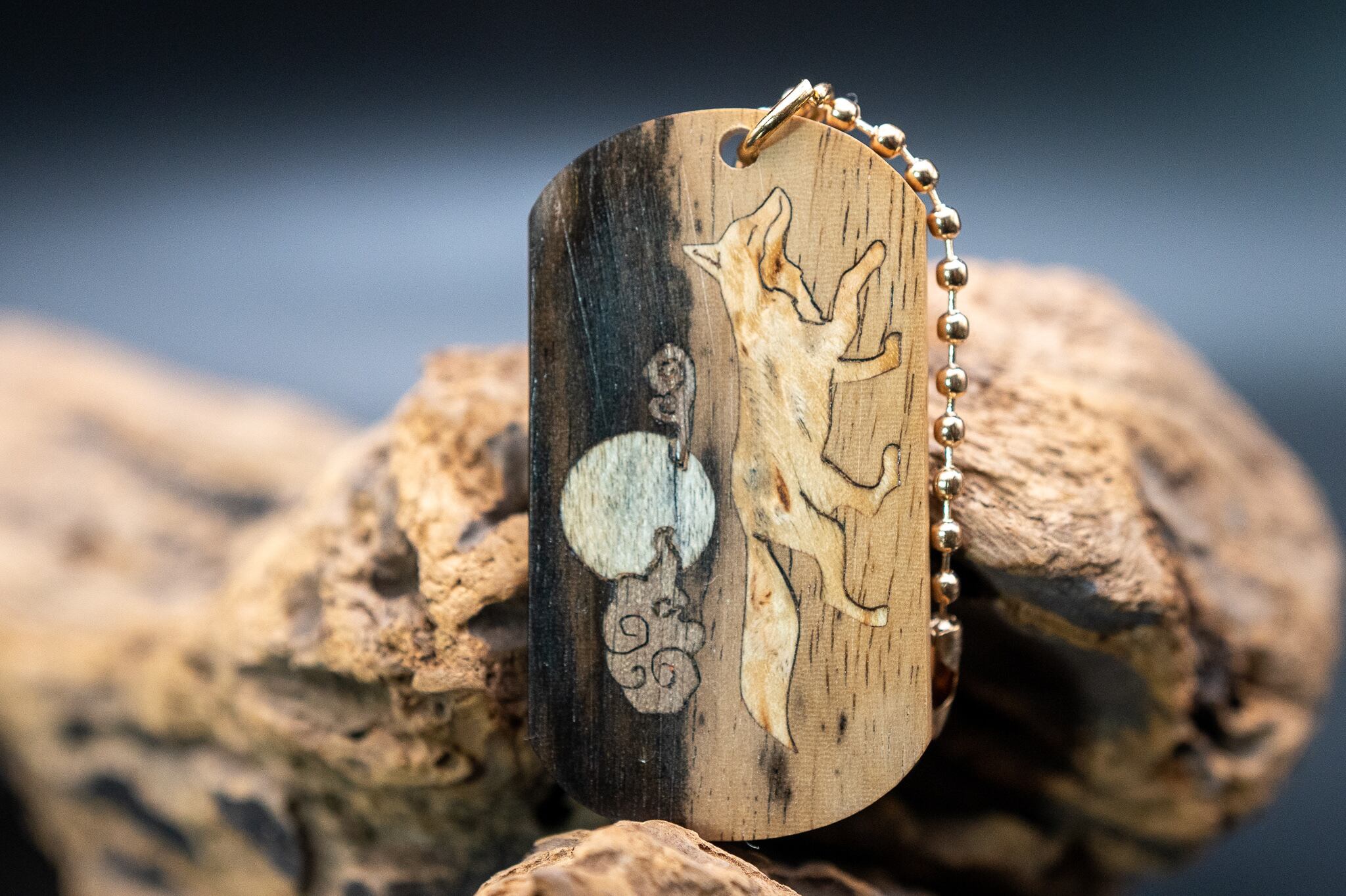 ※【魅惑の黒い紋様】 黒柿 ドッグタグ 象嵌 十五夜きつね