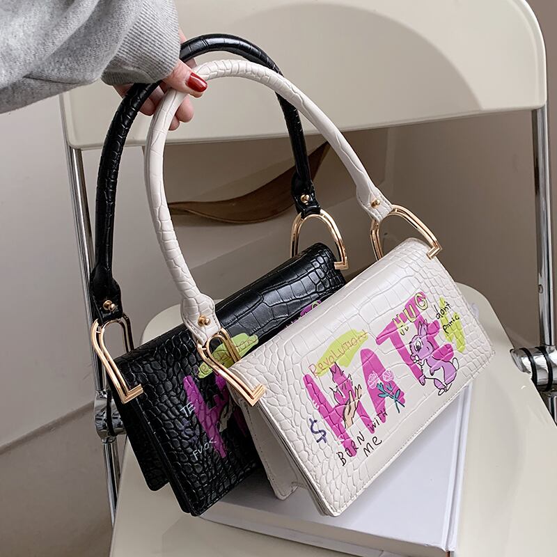 レッドプリント柄ショルダーバッグパターン スクウェア 手作りハンドバック35958374781