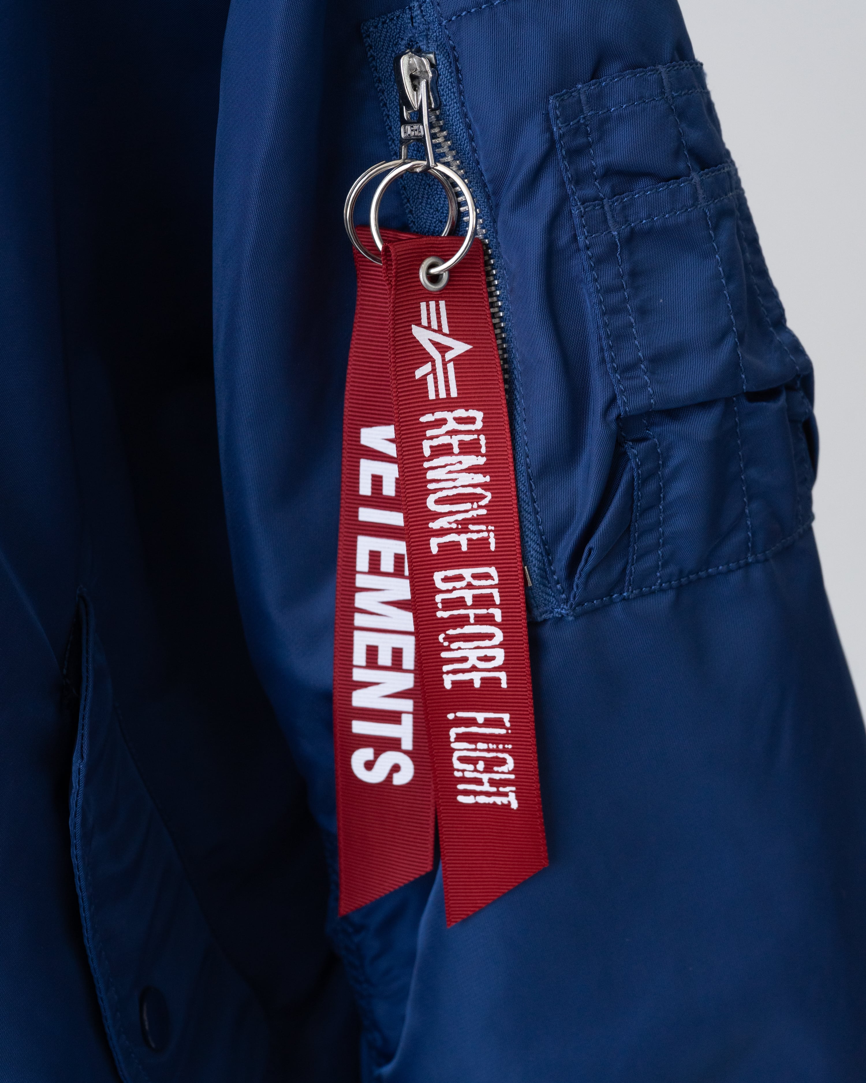 VETEMENTS × ALPHA by Demna Gvasalia〉Bomber Jacket | restation-homme
