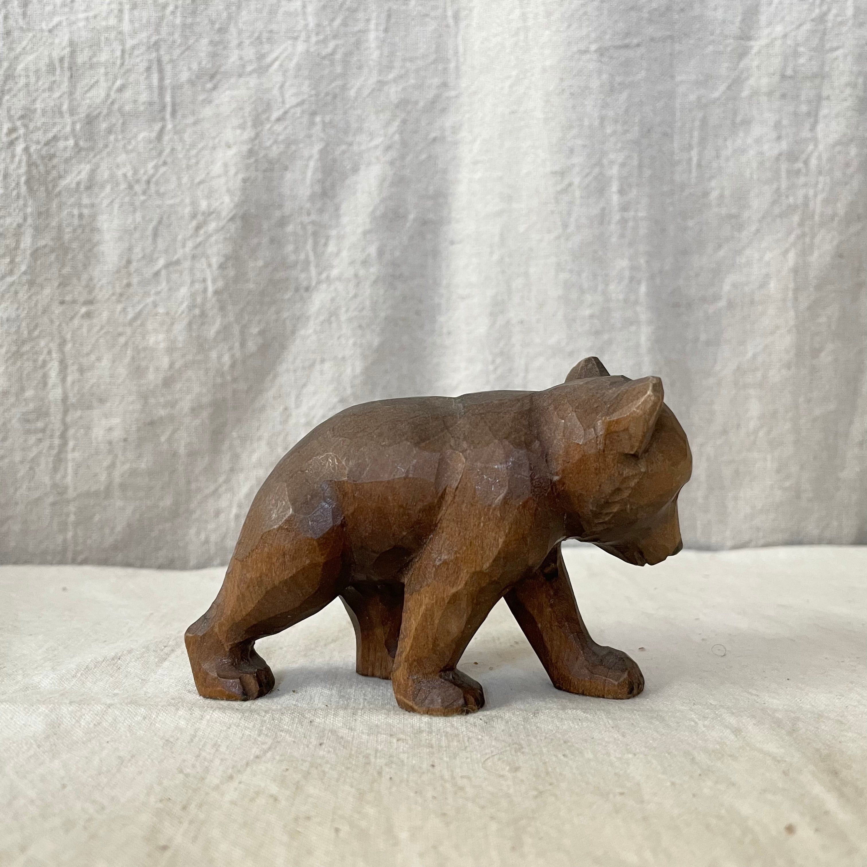 木彫りのイケメンくま | tsuitachi craft&brocante