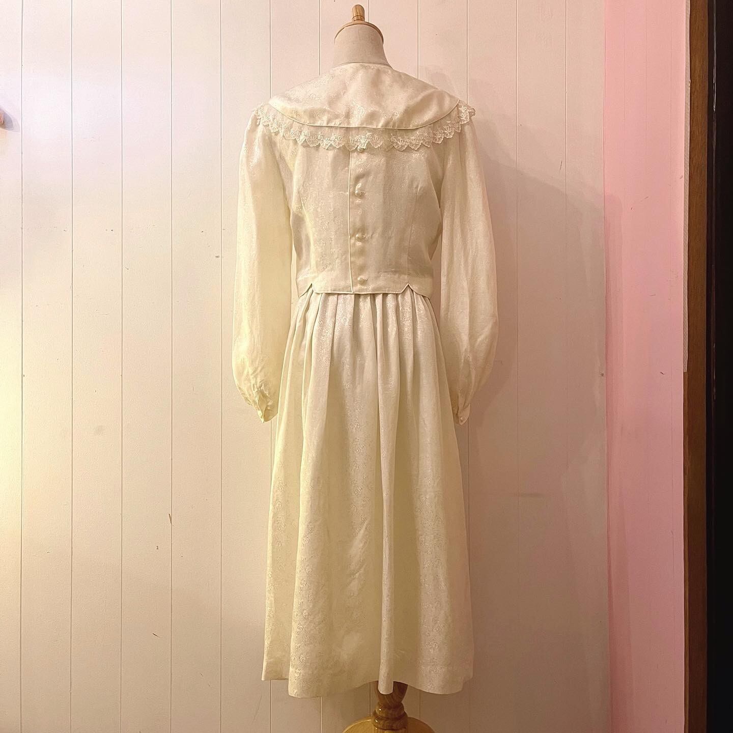 white satin shawl lace one-piece