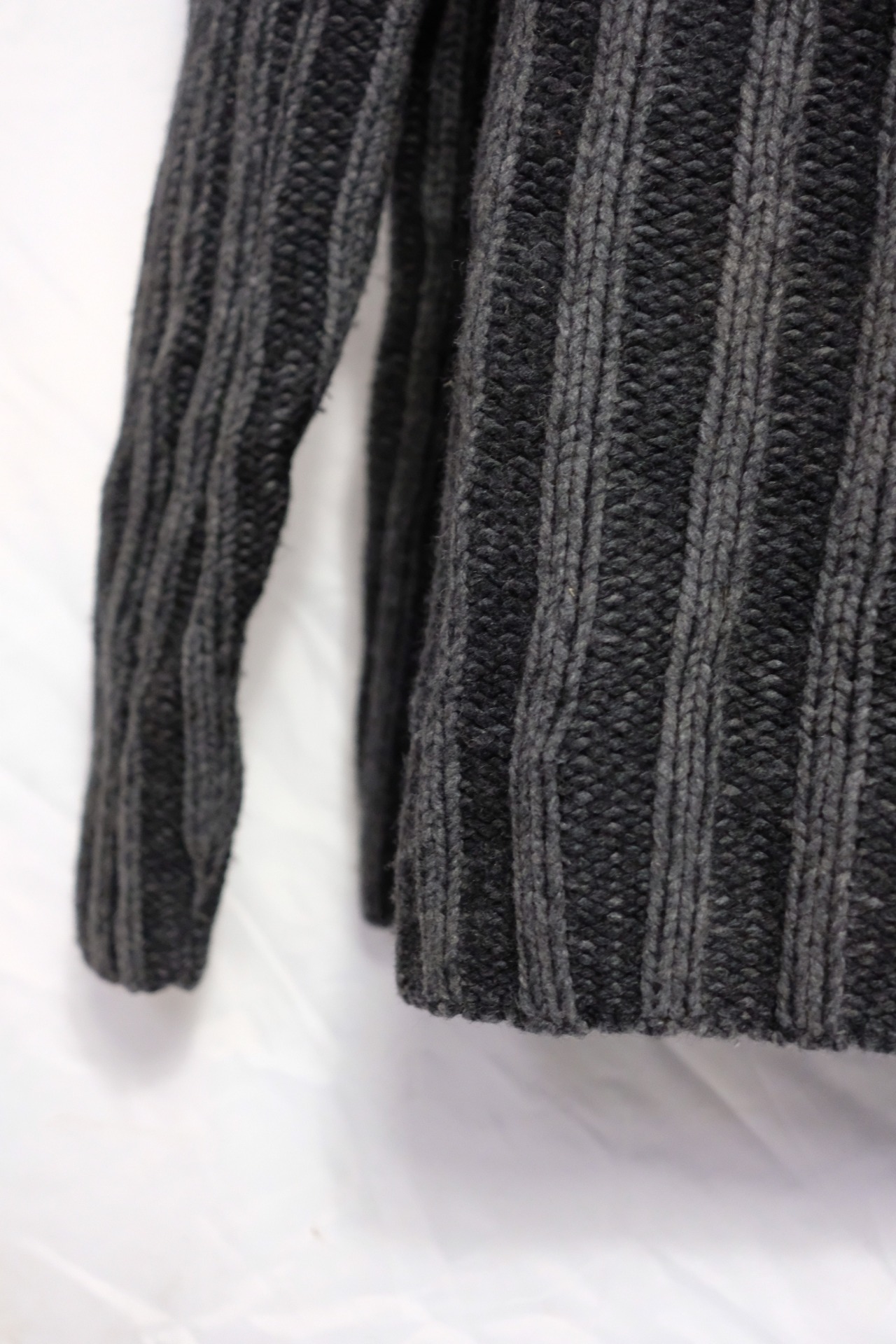【Unisex】Stone washed knit cardigan