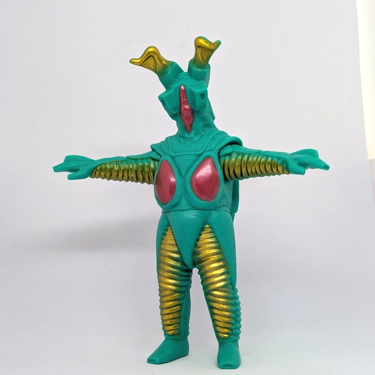 KAIJU COLORS カイジュウカラーズ バルタン星人 怪獣フィギュア KAIJU COLORS 1弾 バルタン星人 - メルカリ