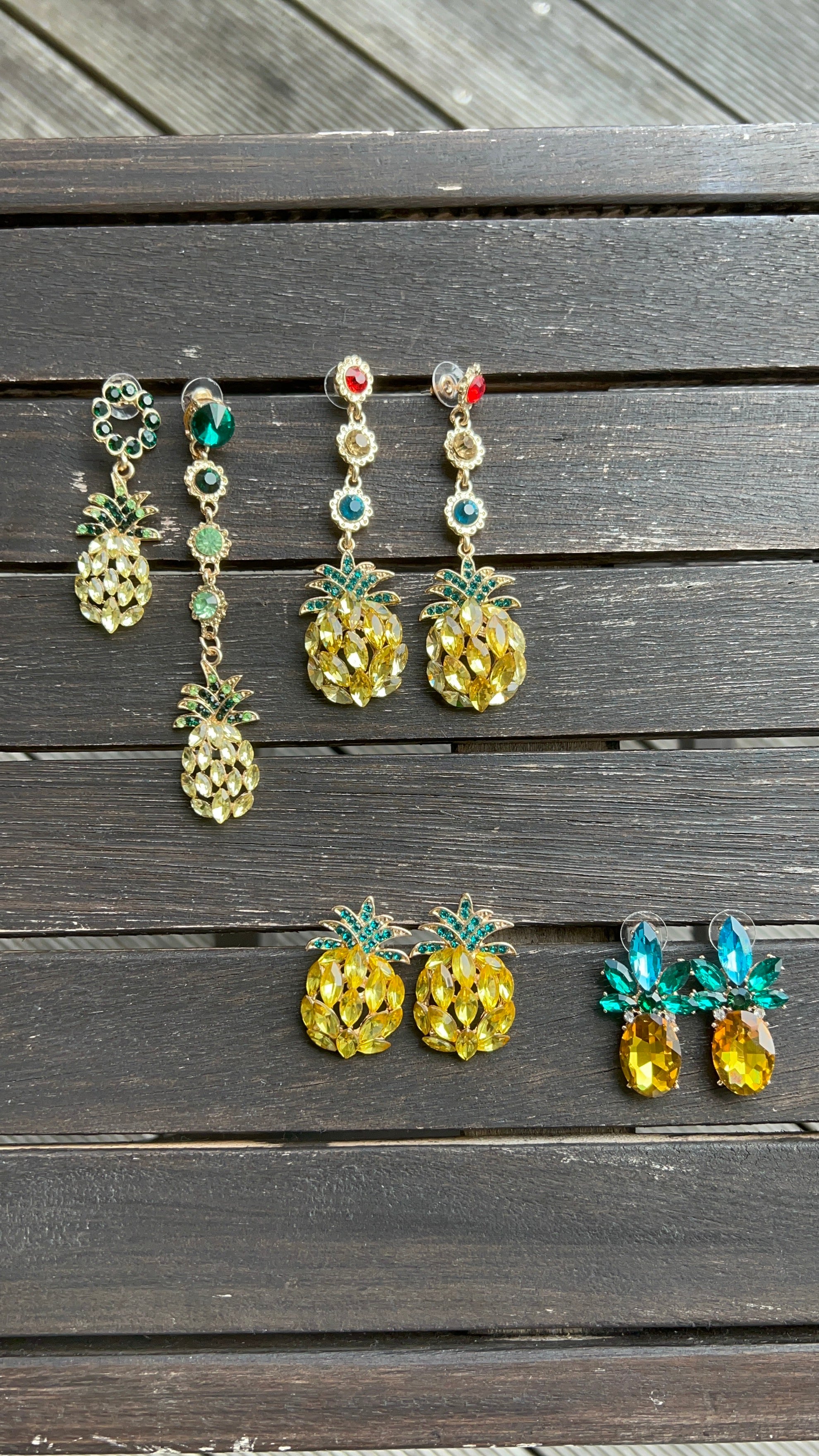 4パターン展開】HAPPY SUMMER❤︎パイナップルピアス | インポート